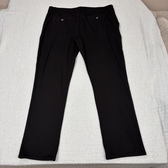 True Classic Men's Slim Fit Commuter Travel Pant 6 Pocket Black Size 38 x 30 - Picture 6 of 8